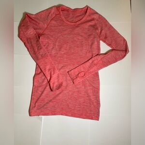 Lululemon, Swiftly Tech Long-Sleeve Shirt 2.0 Race length, pinky peach color